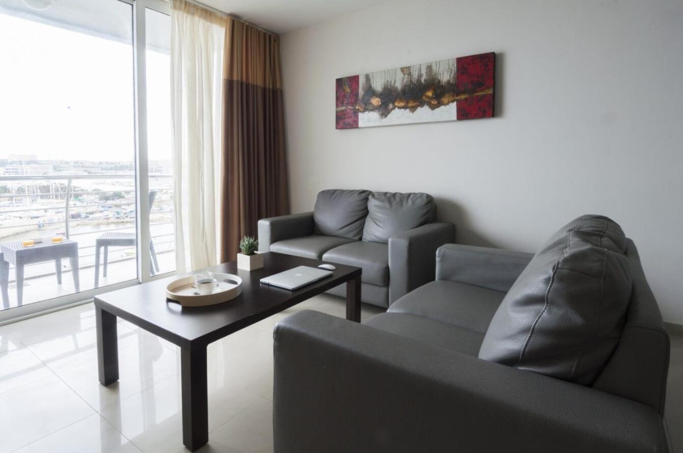 Valletta View Apartments By St Hotels Gzira Exteriör bild
